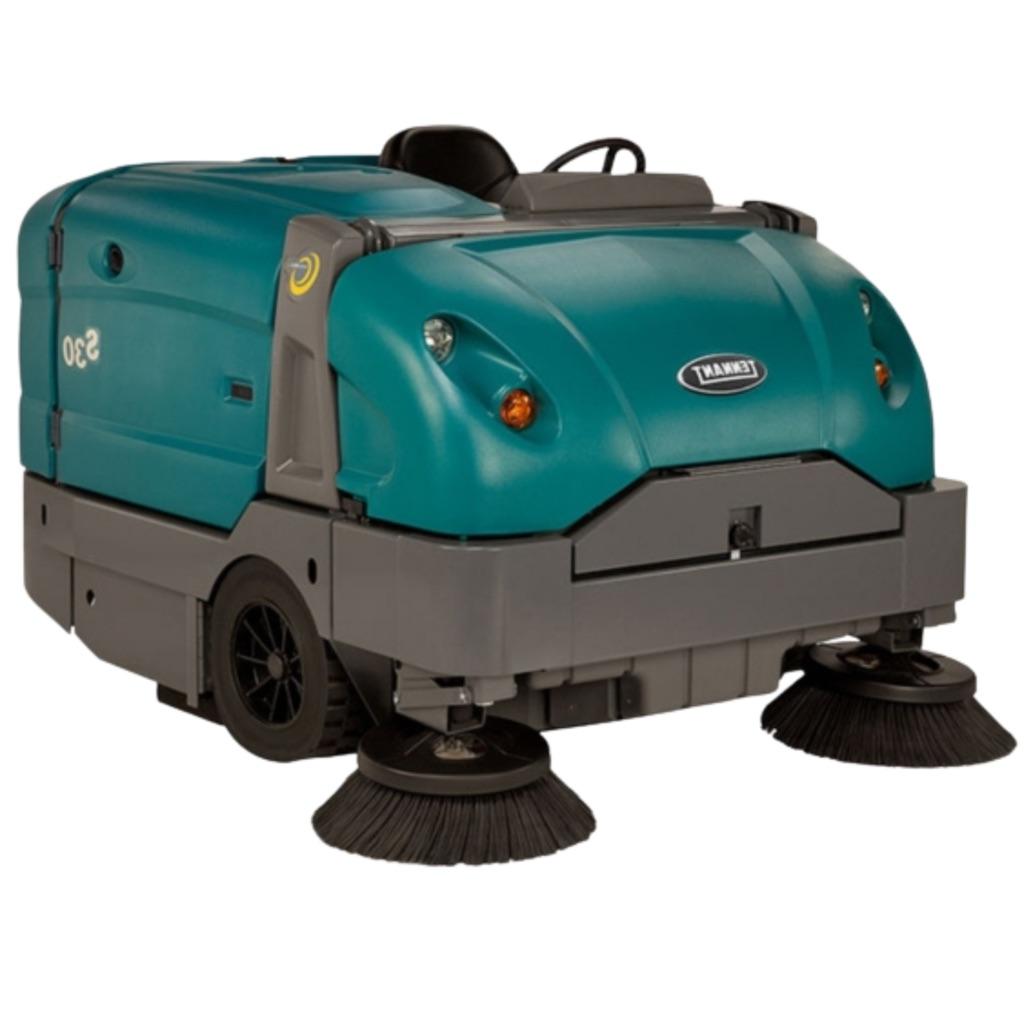 Tennant S30 industrial ride-on sweeper ideal for controlling dust and debris in mining environments